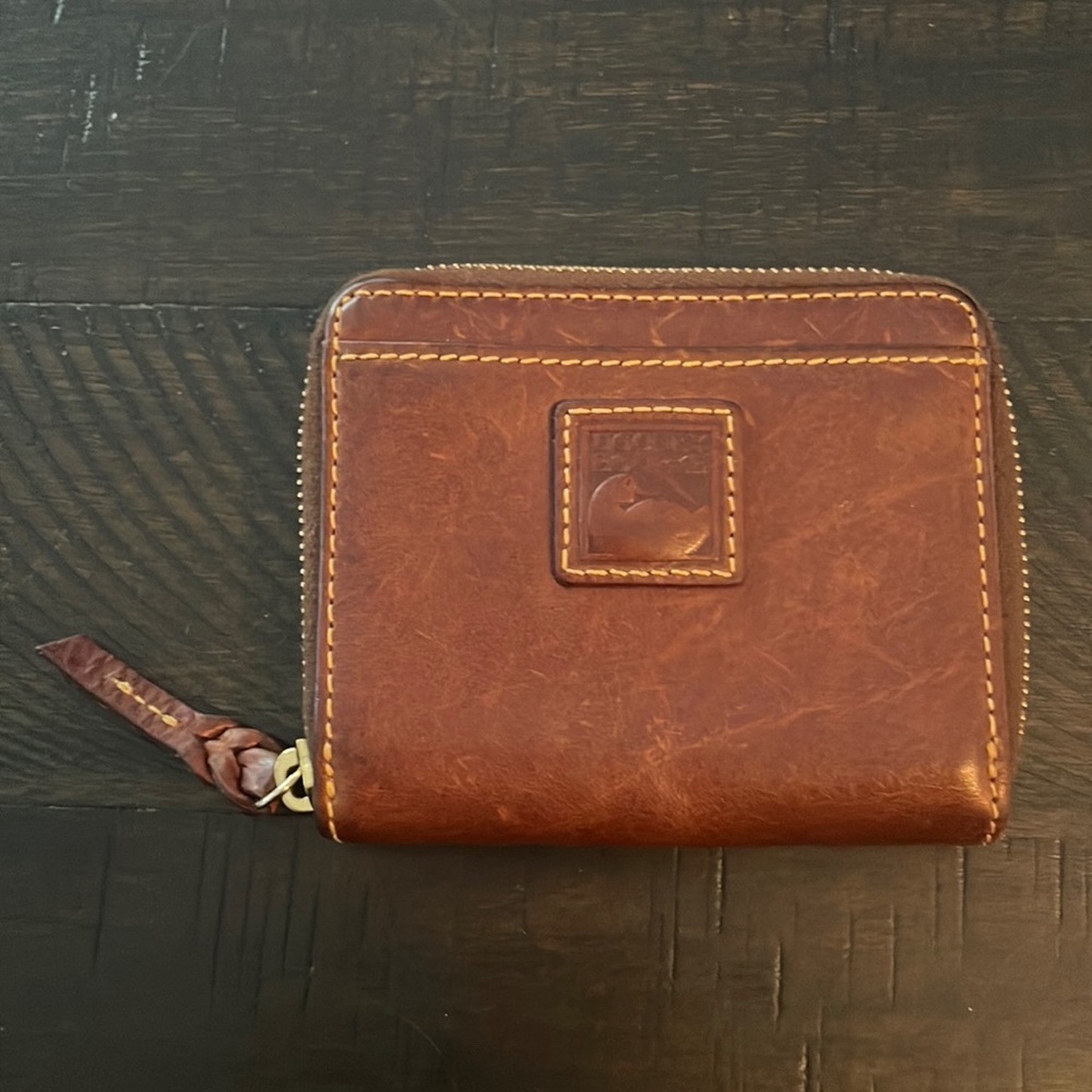 Dooney & Bourke Italian Florentine Leather Credit Card Wallet